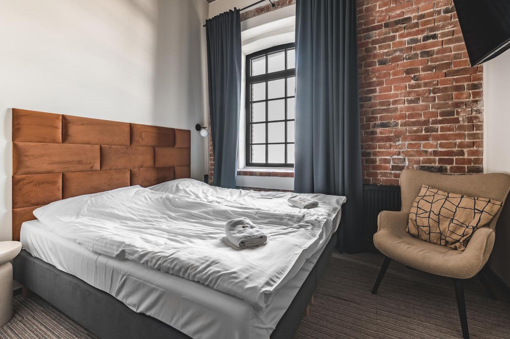 Stara Przedzalnia Bed & Breakfast Zyrardow